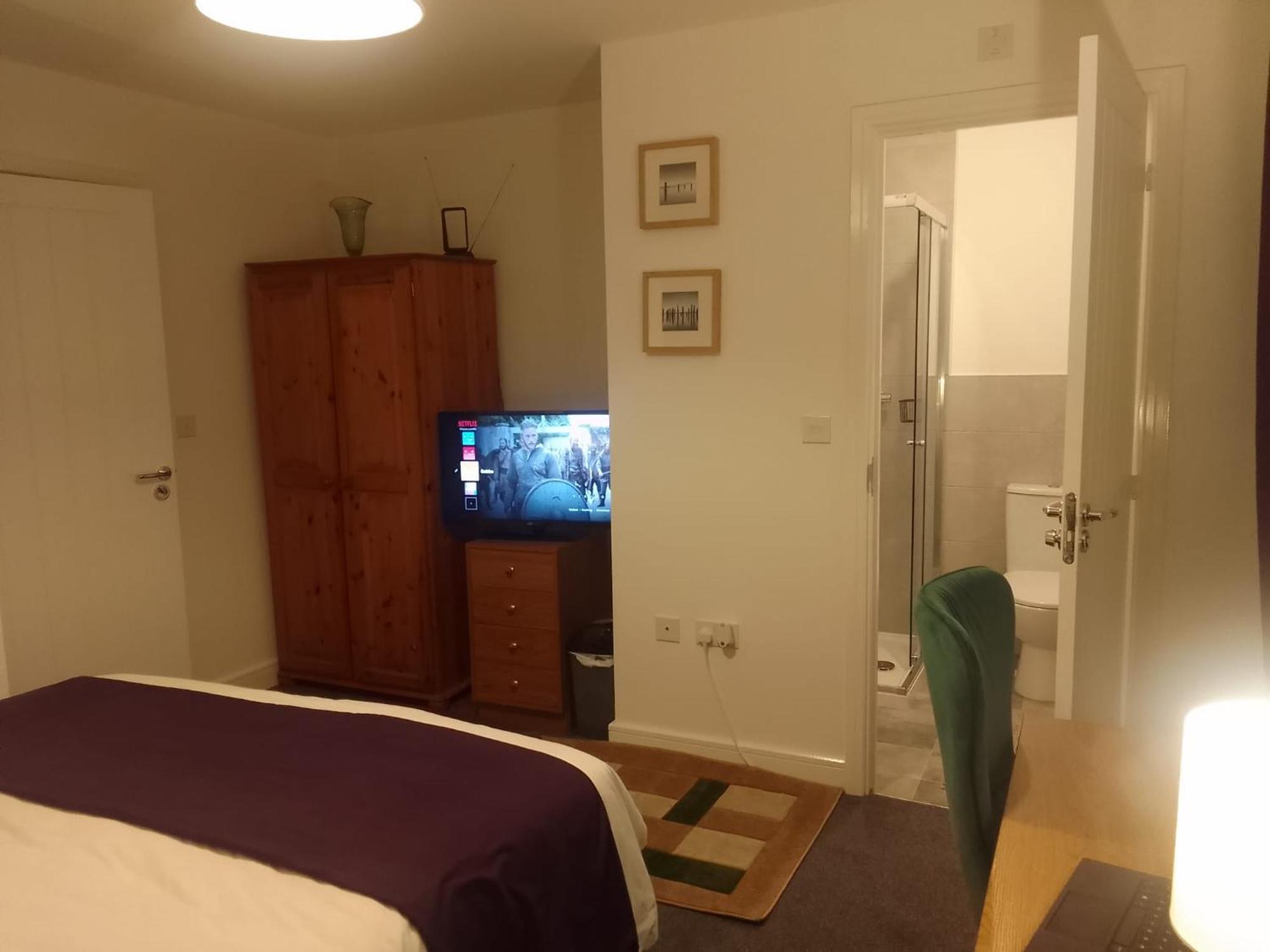 Cosy Stay In Walsall By Ideal Home Bloxwich Zewnętrze zdjęcie
