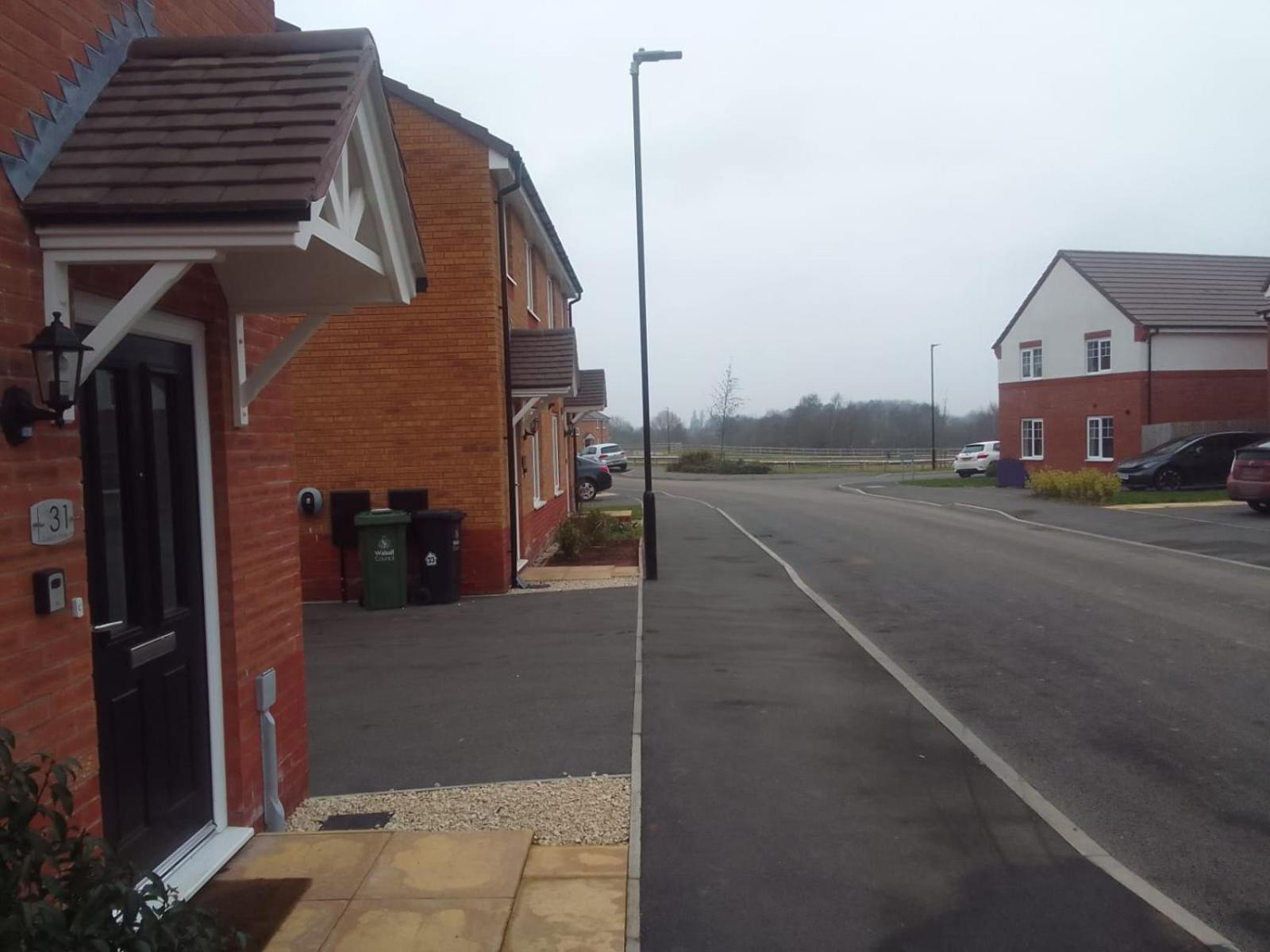 Cosy Stay In Walsall By Ideal Home Bloxwich Zewnętrze zdjęcie