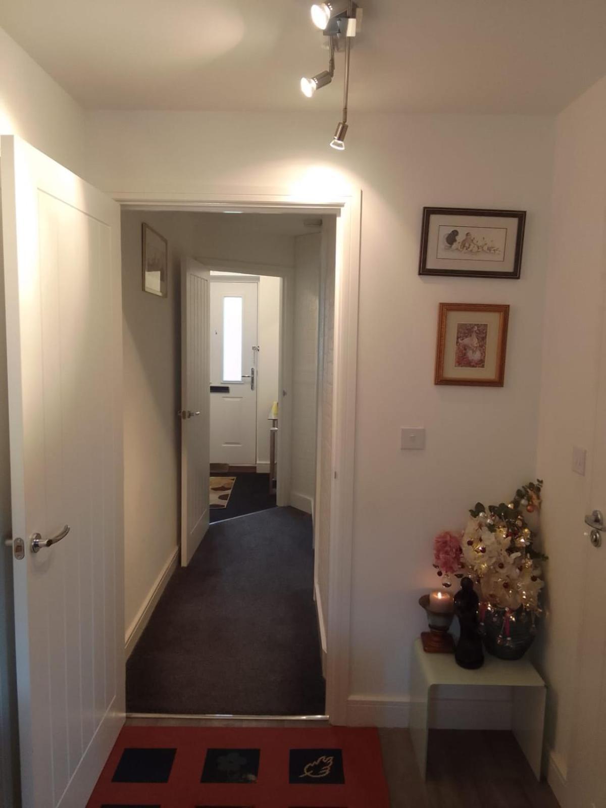 Cosy Stay In Walsall By Ideal Home Bloxwich Zewnętrze zdjęcie