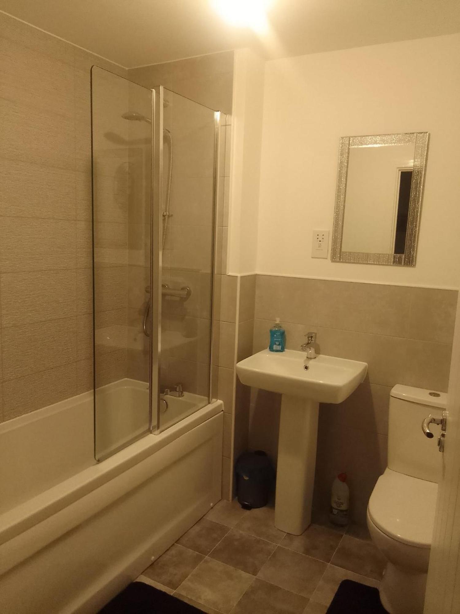 Cosy Stay In Walsall By Ideal Home Bloxwich Zewnętrze zdjęcie