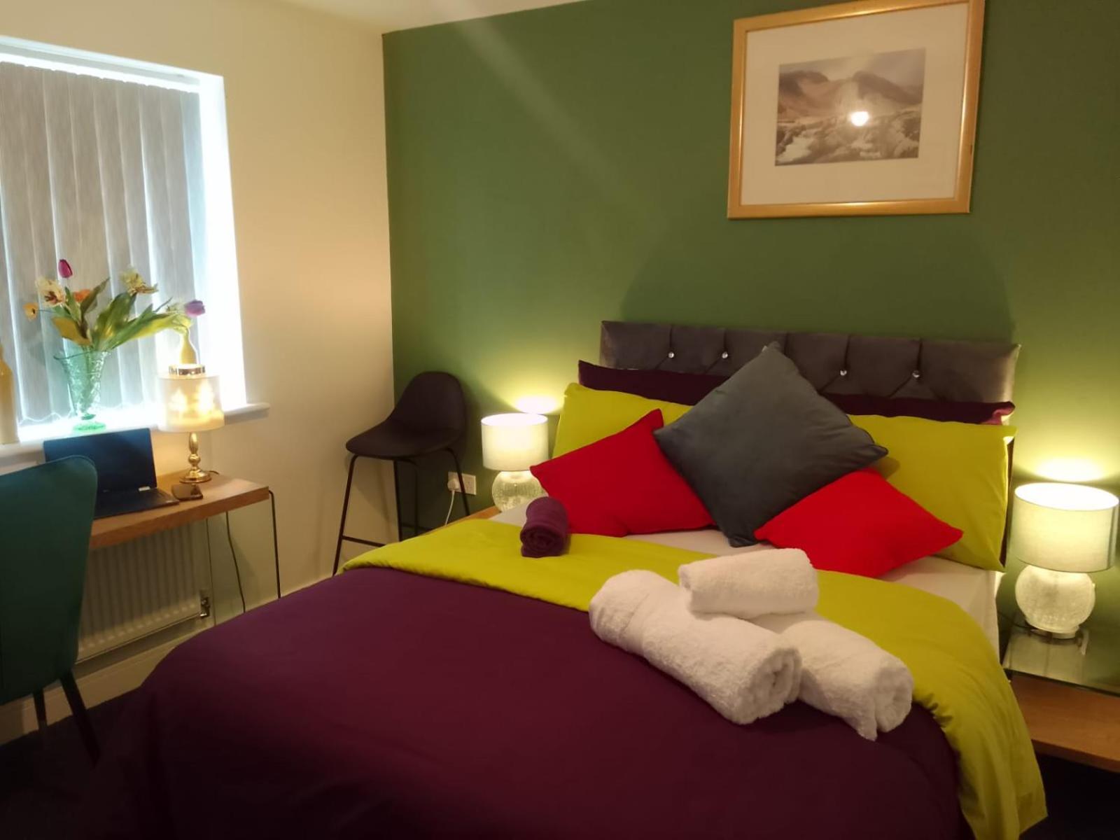Cosy Stay In Walsall By Ideal Home Bloxwich Zewnętrze zdjęcie